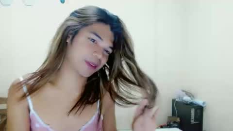 Natasha online show from 04/17/26, 09:29