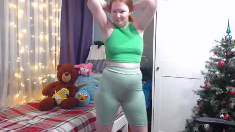 Snapshot of lady_inari chatting on 01/04/25, 08:27 Angelika online show from 01/04/25, 08:27