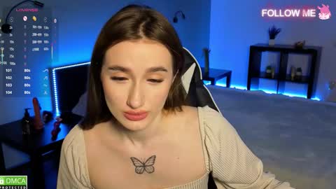 Olivia online show from 03/19/26, 01:20