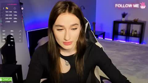 Olivia online show from 03/20/26, 01:21