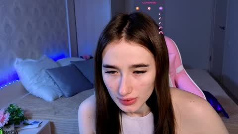 Olivia online show from 03/31/26, 01:18