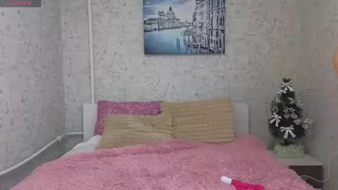 Diana online show from 01/04/25, 07:23