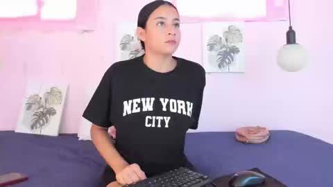 Leidy online show from 09/16/25, 02:29