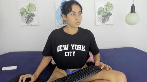 Leidy online show from 11/14/25, 02:05