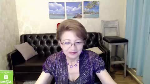 Snapshot of lady_sexy_di chatting on 12/13/25, 07:53 Diana online show from 12/13/25, 07:53