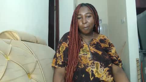 Maya online show from 12/02/25, 11:00