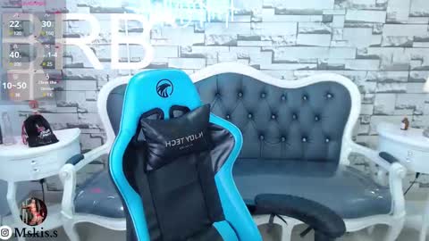 Lady Violet Bridgerton online show from 02/16/25, 01:03