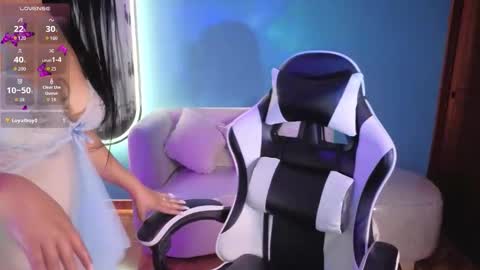 Lady Violet Bridgerton online show from 09/22/25, 09:06