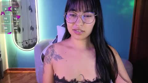 Lady Violet Bridgerton online show from 10/03/25, 10:51