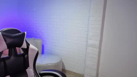 Lady Violet Bridgerton online show from 10/30/25, 07:58