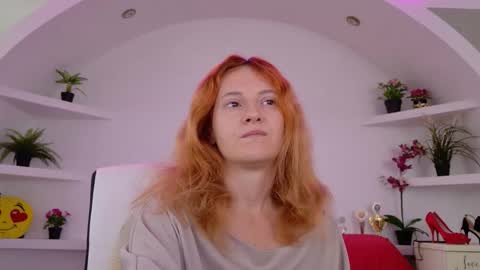 Sima Ladybigsmile online show from 09/16/25, 05:52