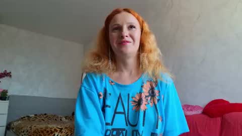 Sima Ladybigsmile online show from 06/08/26, 06:47