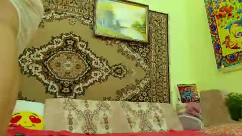 Sima Ladybigsmile online show from 07/07/26, 07:29