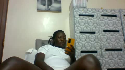 lindah32 online show from 01/16/25, 12:55