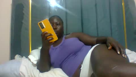 lindah32 online show from 01/20/25, 09:11