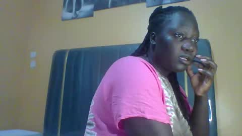 lindah32 online show from 03/14/26, 06:57