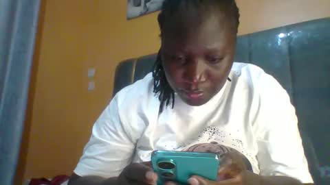 lindah32 online show from 03/22/26, 05:05