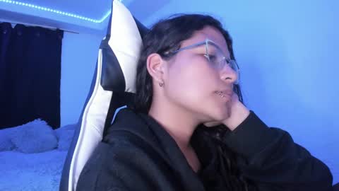  Lady  online show from 03/04/25, 03:44