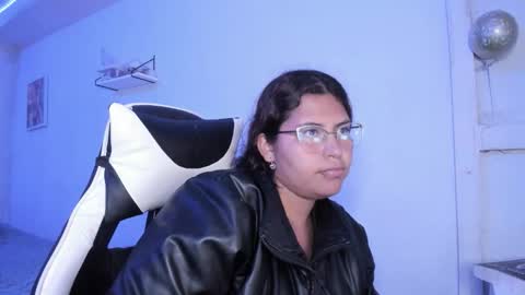  Lady  online show from 09/11/25, 02:33