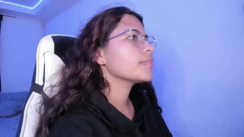  Lady  online show from 09/21/25, 04:25