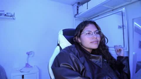  Lady  online show from 04/11/26, 07:45