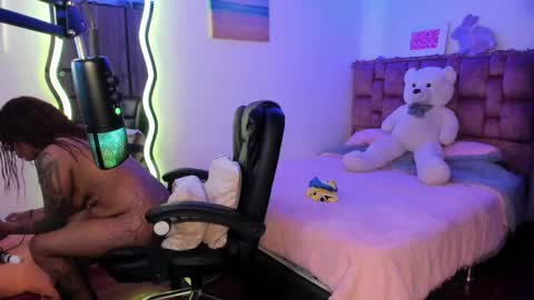 leidy daniela online show from 02/11/25, 06:51