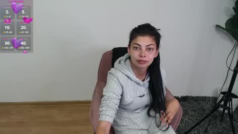 Lia online show from 06/02/26, 03:41