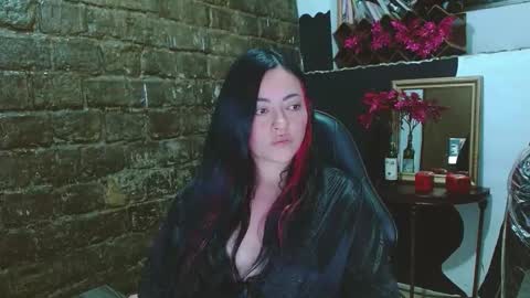 ladylunatikka online show from 04/28/26, 01:48
