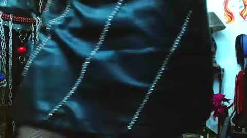 ladylunatikka online show from 07/12/26, 11:07