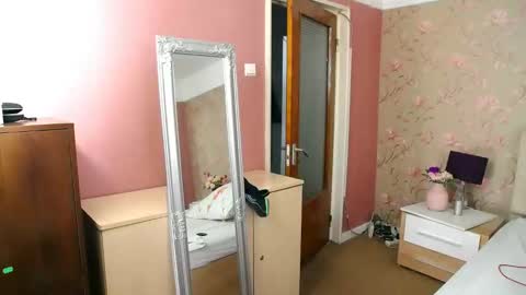 ladymariahx online show from 12/15/24, 10:58