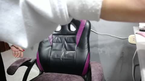 ladynemesis00 online show from 11/28/25, 11:07