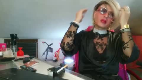 Oxana online show from 02/25/26, 01:04