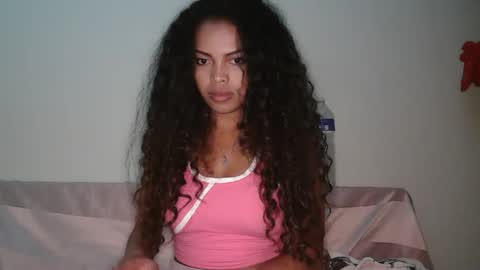 Snapshot of ladysarah101 chatting on 09/10/25, 09:37 Sarah Sam online show from 09/10/25, 09:37