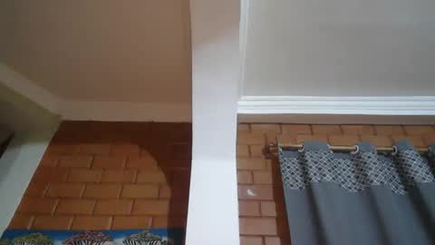 Snapshot of ladysarah101 chatting on 10/11/25, 10:52 Sarah Sam online show from 10/11/25, 10:52