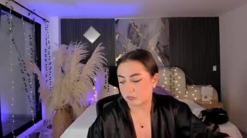 Lady  online show from 02/15/26, 04:42