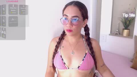 Isabella  online show from 03/06/26, 08:38