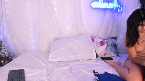 Snapshot of laena_arryn chatting on 12/05/24, 11:51 Laena Arryn online show from 12/05/24, 11:51