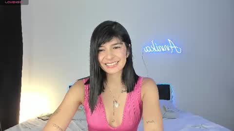 Snapshot of laena_arryn chatting on 07/20/26, 08:11 Laena Arryn online show from 07/20/26, 08:11