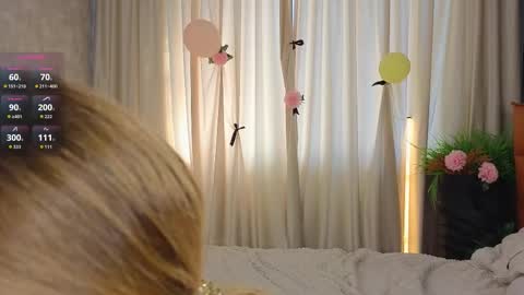 Lilia online show from 10/04/25, 06:44