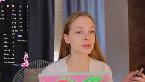 Lilia online show from 11/14/25, 06:23