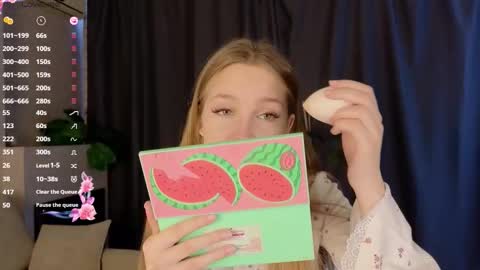 Lilia online show from 11/30/25, 06:17