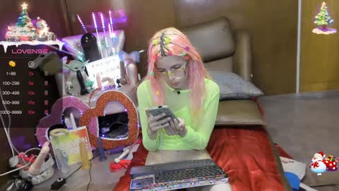 Snapshot of laflakita21 chatting on 01/21/25, 04:10 Skinnygirl online show from 01/21/25, 04:10