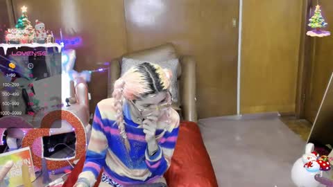 Snapshot of laflakita21 chatting on 03/10/25, 01:01 Skinnygirl online show from 03/10/25, 01:01