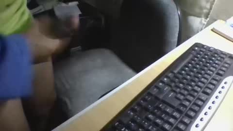 La Genova esta Dura beard boy male dick mastubate latinosexy latinohot latino glasses mature strong stronglegs online show from 04/01/26, 05:41