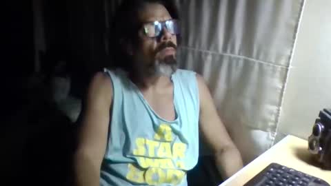 La Genova esta Dura beard boy male dick mastubate latinosexy latinohot latino glasses mature strong stronglegs online show from 04/03/26, 03:48