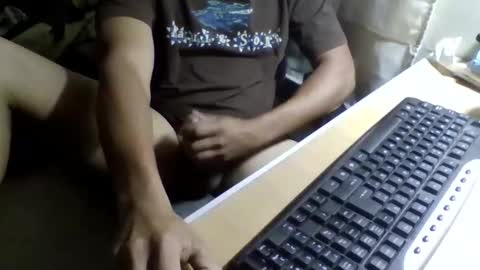 La Genova esta Dura beard boy male dick mastubate latinosexy latinohot latino glasses mature strong stronglegs online show from 04/04/26, 10:07