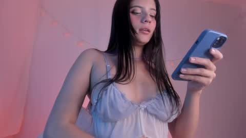 laura online show from 03/31/26, 08:26