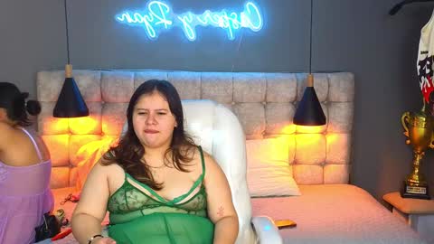    online show from 01/03/25, 03:22