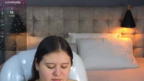    online show from 11/22/25, 10:42