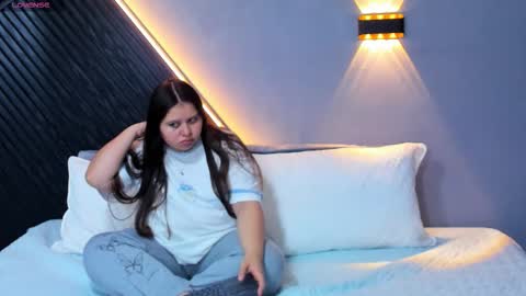    online show from 03/24/26, 10:15